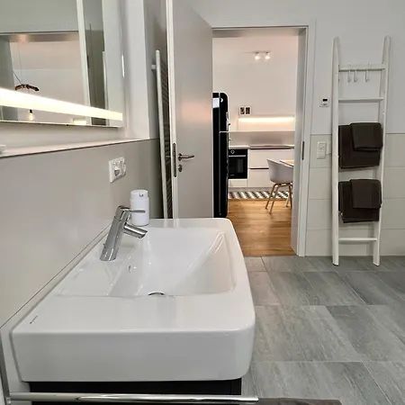 Apartment Blickinsgruen